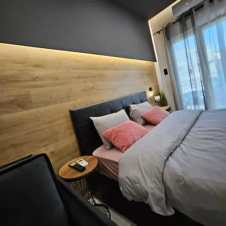 5 Modern With Free Parking